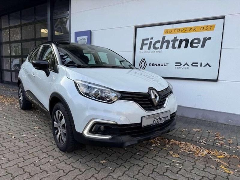 Perlmutweiß metallic Gebraucht 2017 Renault Captur Experience SUV | 10.990 € (Guter Preis) - Bild 1/4