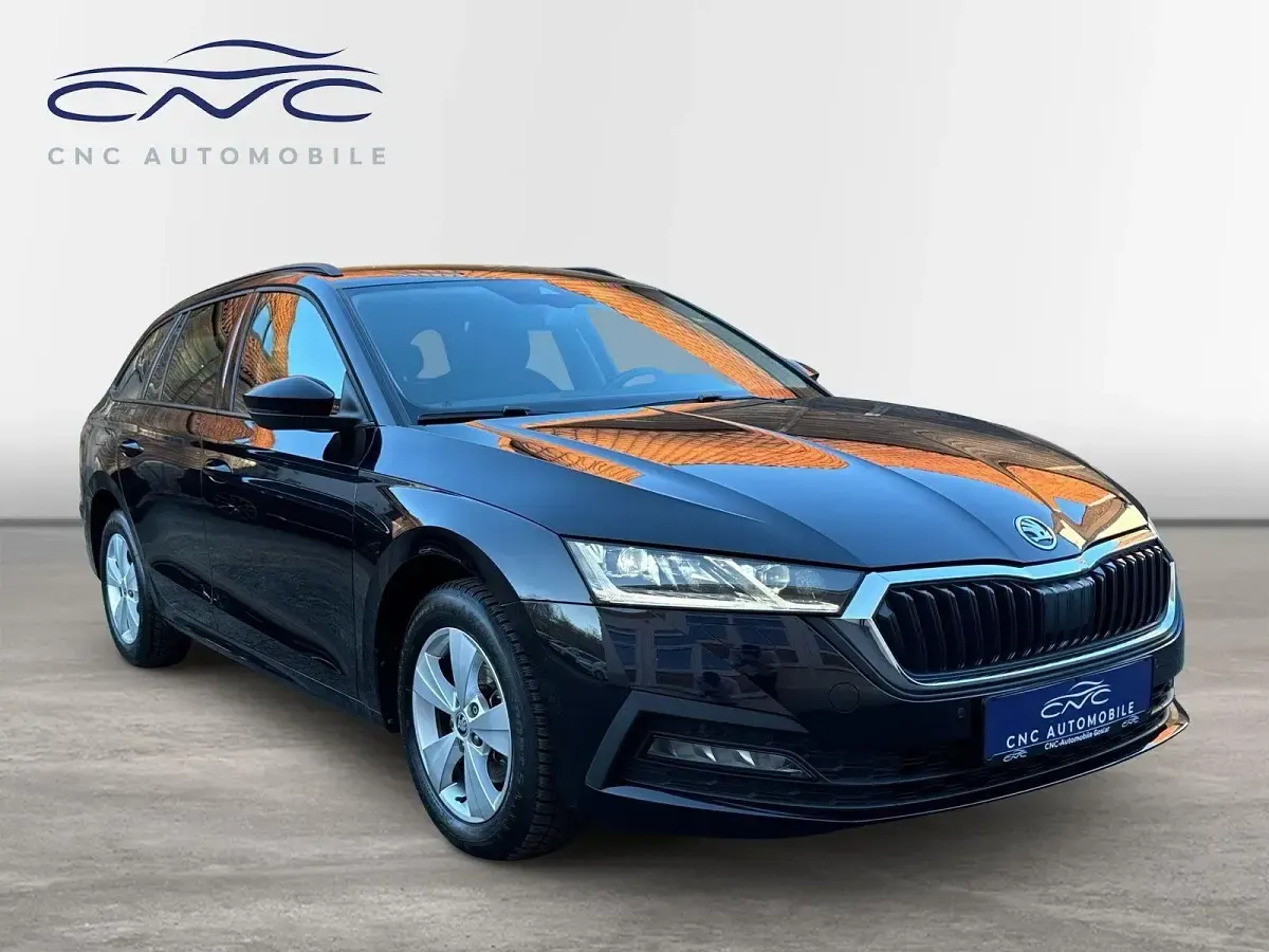 Usata Skoda Octavia Ambition 150 CV (110 kW) 2022 Nero Station wagon