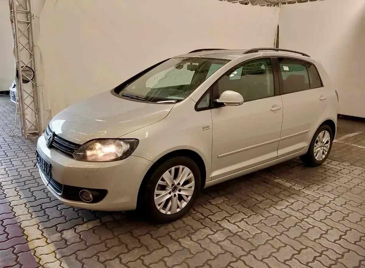 Gebraucht VW Golf VII 122 PS (89 kW) 2013 Silber Limousine