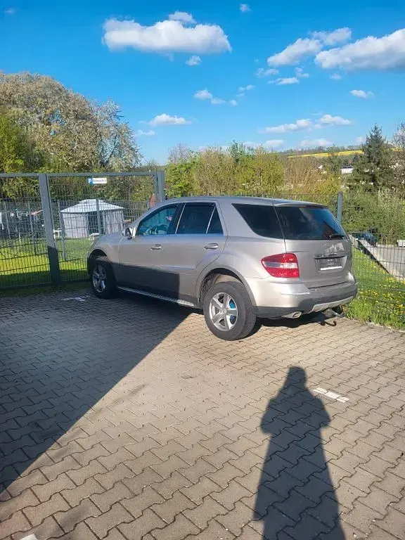 Second-hand Mercedes ML280 190 CP (139 kW) 2007 Bej SUV