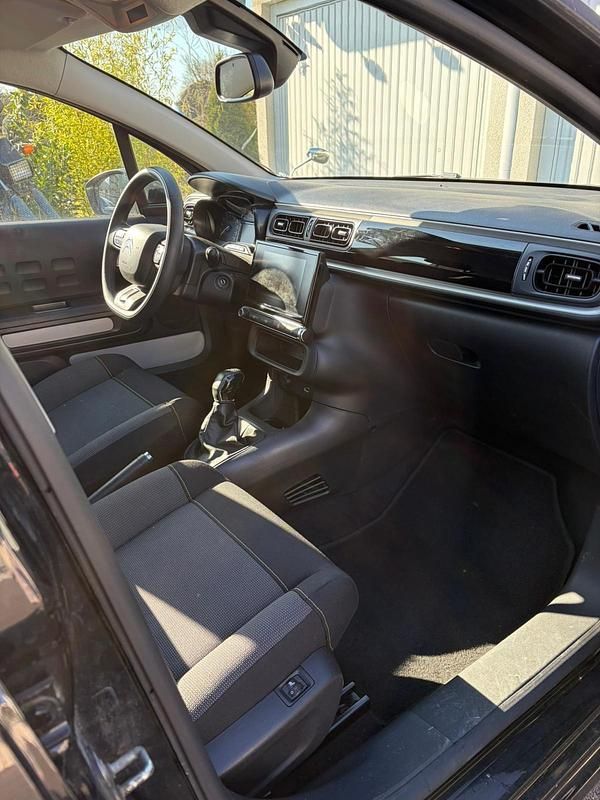 Gebraucht Citroën C3 Feel 82 PS (60 kW) 2019 Schwarz Kleinwagen