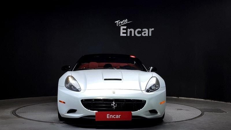 Gebraucht Ferrari California 460 PS (338 kW) 2011 Weiß Cabrio