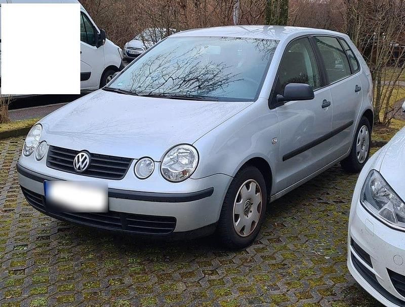 Gebraucht VW Polo 64 PS (47 kW) 2002 Silber Kleinwagen