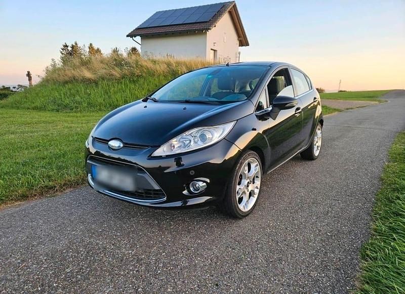 Schwarz Gebraucht 2009 Ford Fiesta Titanium Kleinwagen | 2.800 € (Fairer Preis) - Bild 1/4