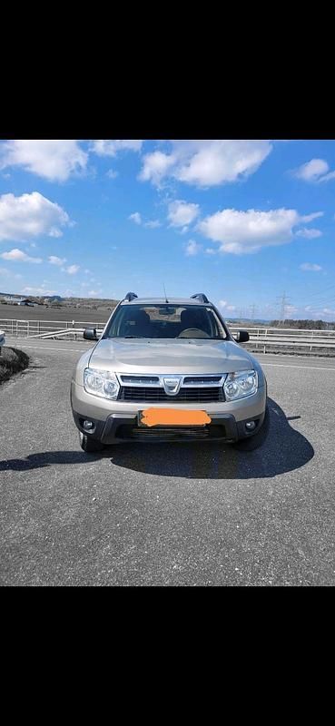 Usata Dacia Duster 2012 Oro SUV