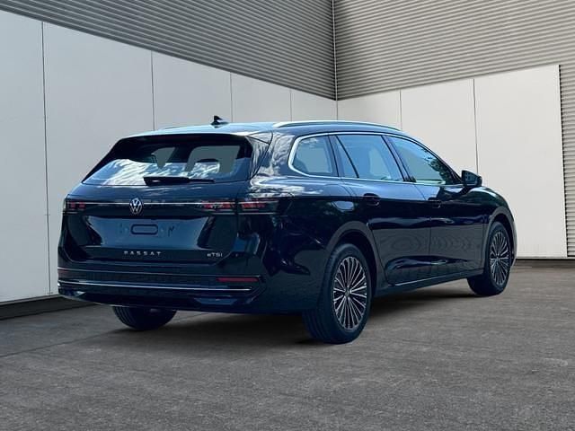 Neu VW Passat Elegance 150 PS (110 kW) 2025 Oyster silver metallic/silber Kombi