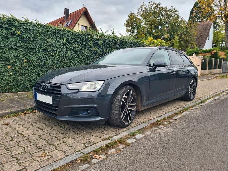Grau Gebraucht 2018 Audi A4 Sport Kombi | 15.499 € (Guter Preis) - Bild 1/4