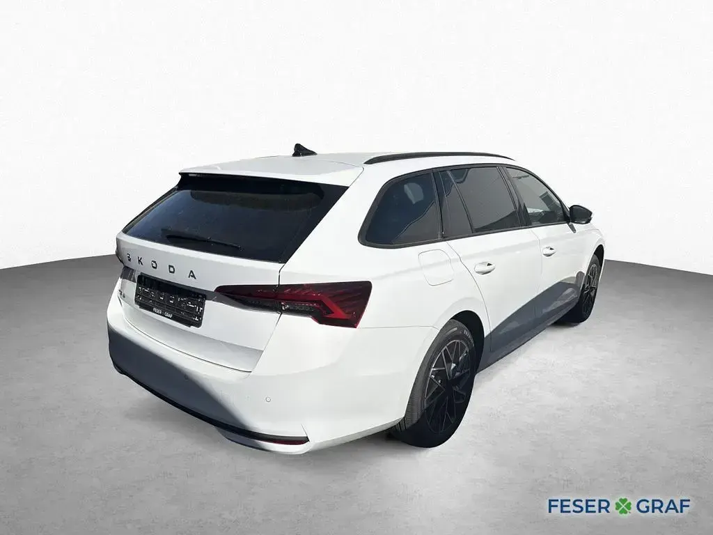 Neu Skoda Octavia 150 PS (110 kW) 2026 Moon weiss perleffekt Kombi