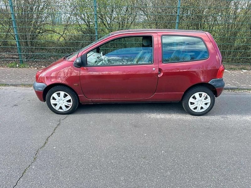 Gebraucht Renault Twingo 75 PS (55 kW) 2001 Rot Kleinwagen