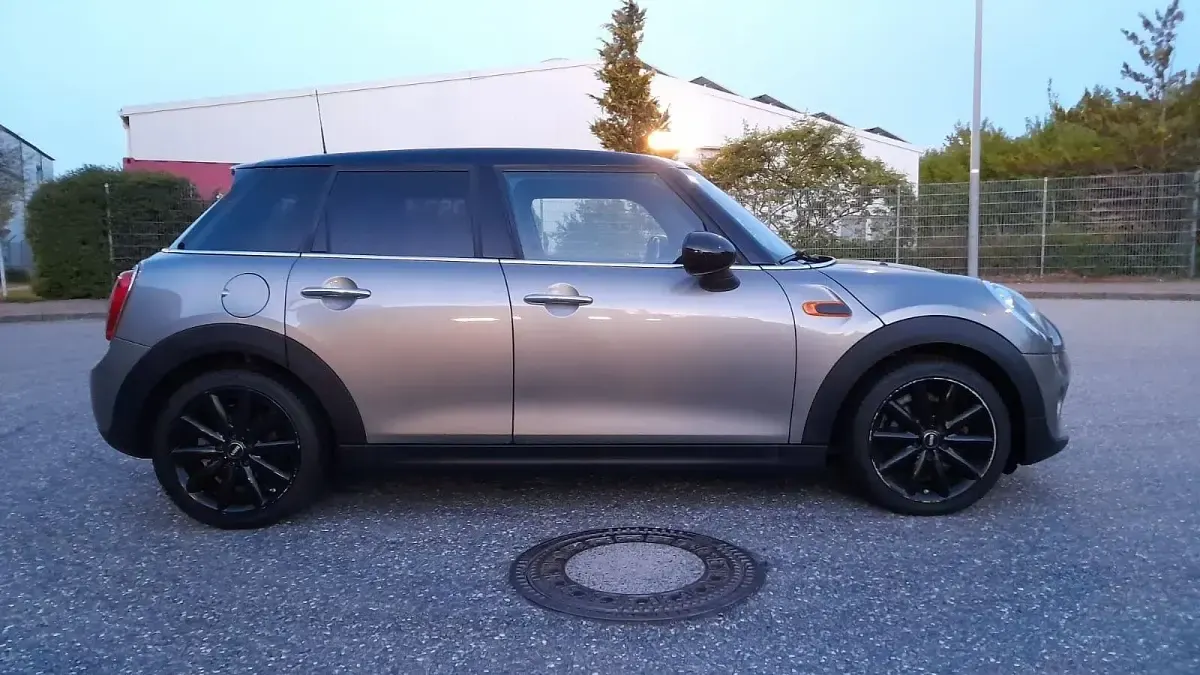 Gebraucht Mini Cooper 136 PS (100 kW) 2017 Silber Kleinwagen