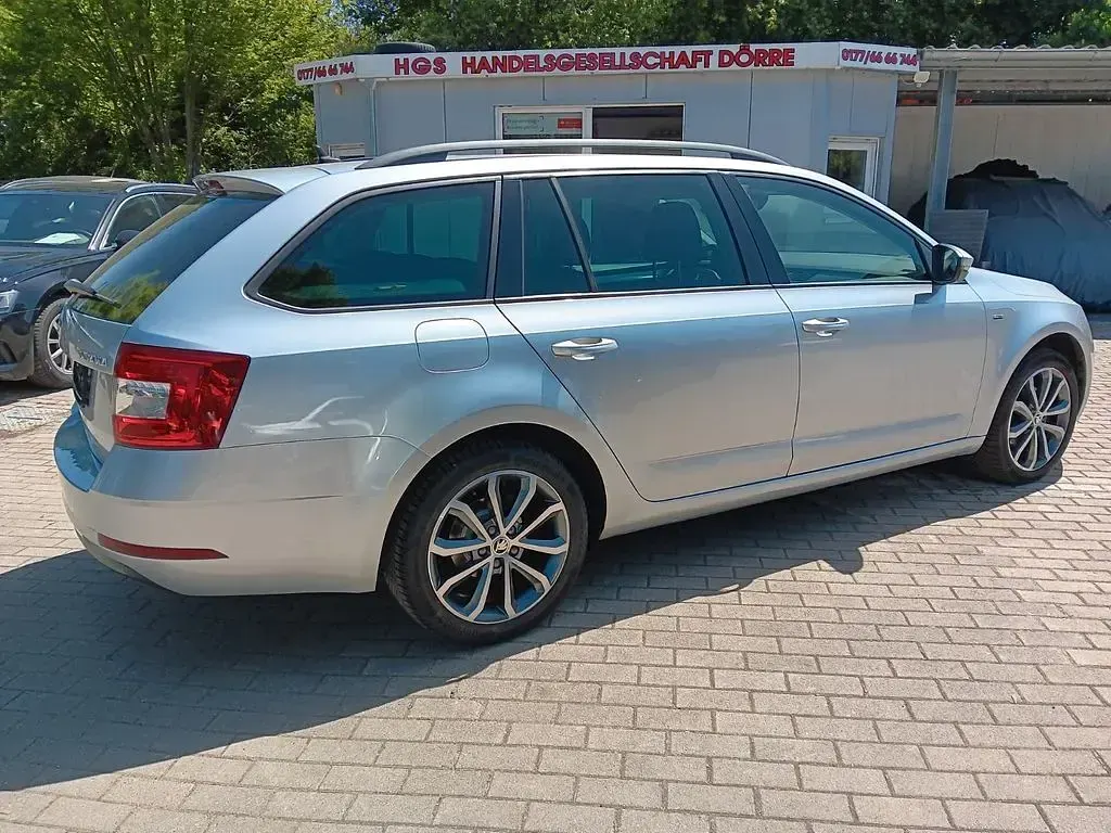Gebraucht Skoda Octavia Drive 116 PS (85 kW) 2017 Silber Kombi