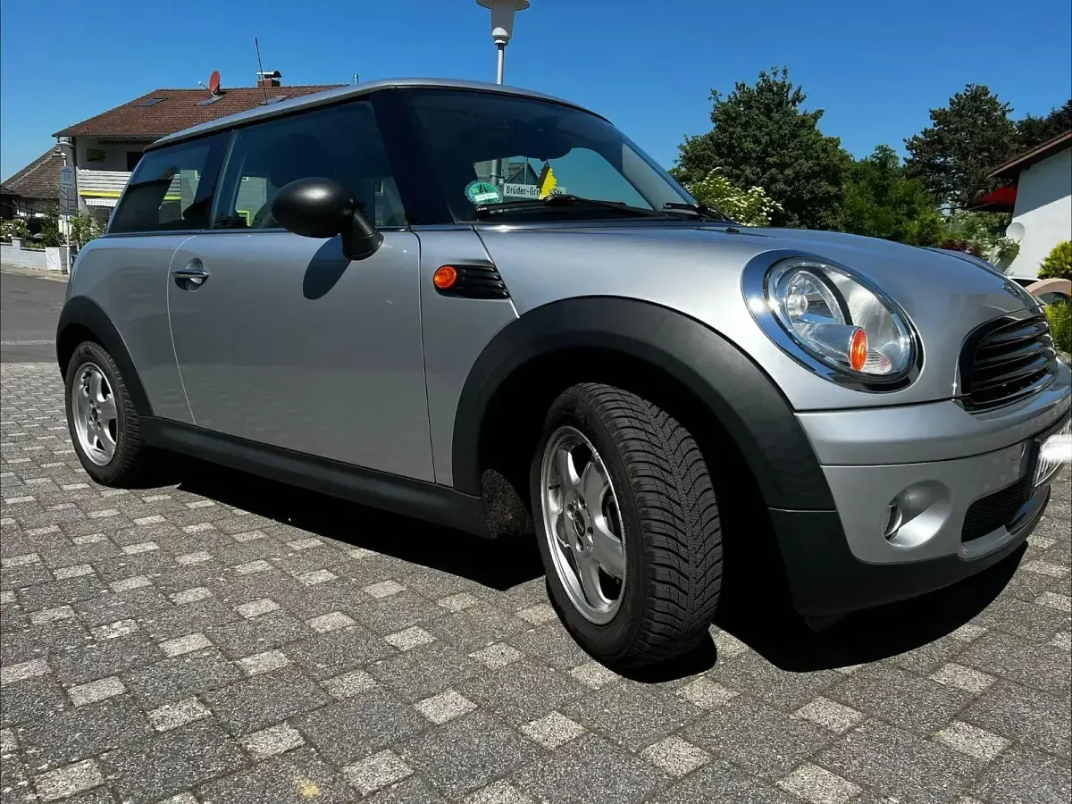 Gebraucht Mini ONE 95 PS (69 kW) 2010 Silber Kleinwagen