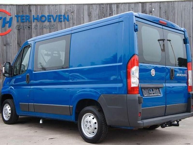 Gebraucht Fiat Ducato 120 PS (88 kW) 2010 Blau Van