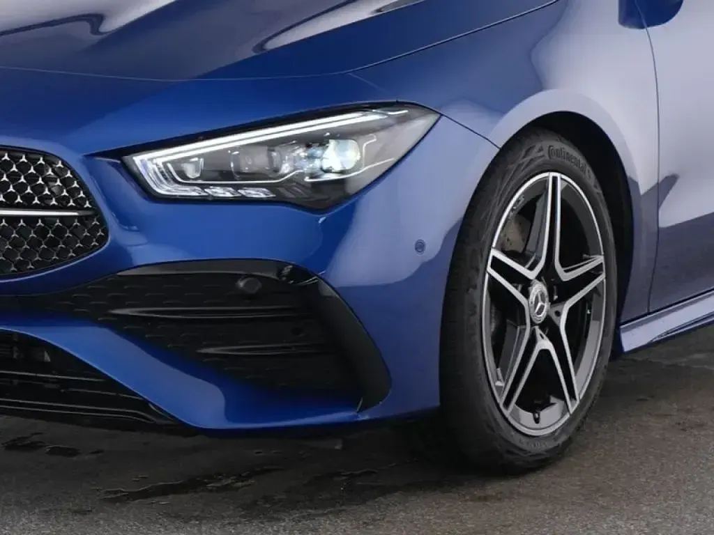 Gebraucht Mercedes CLA200 AMG 163 PS (119 kW) 2025 Spektralblau (metallic) Kombi