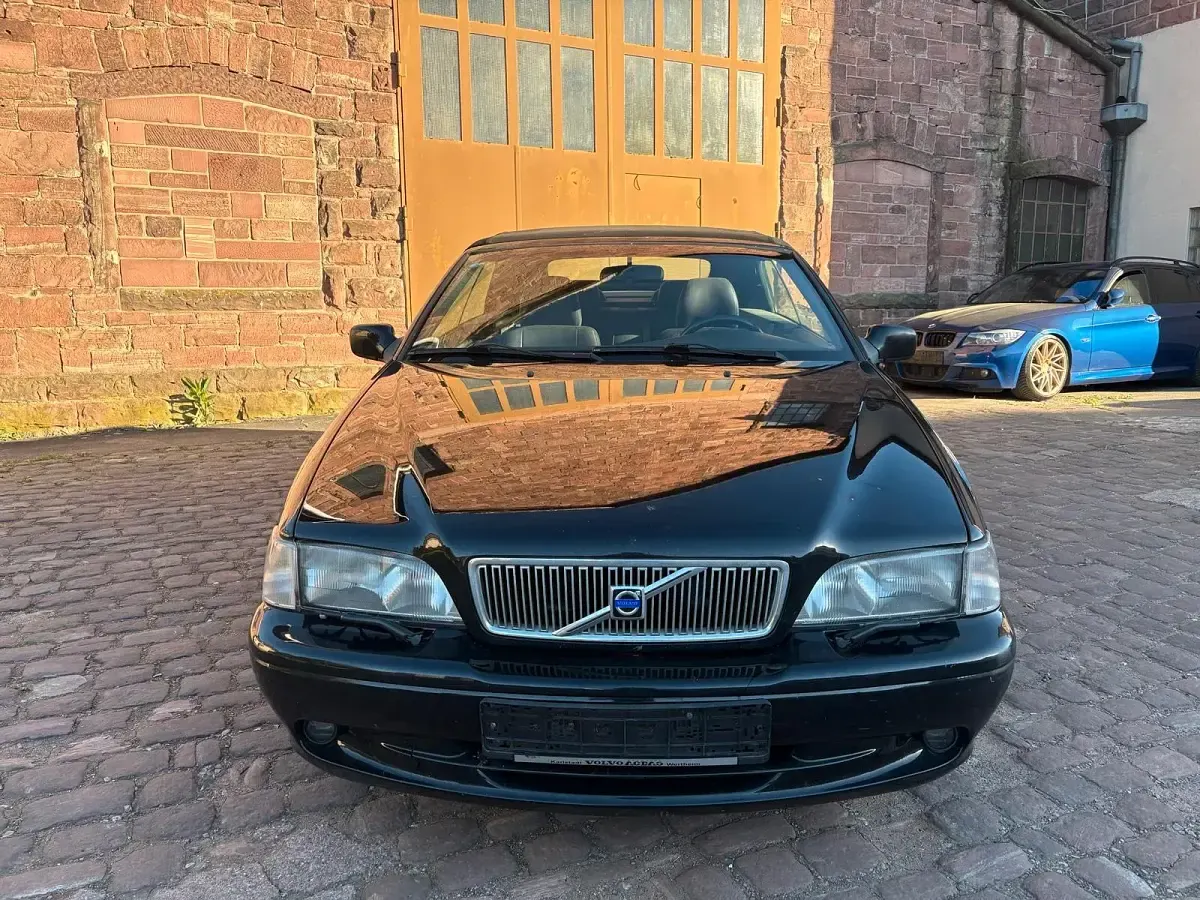 Gebraucht Volvo C70 192 PS (141 kW) 2001 Schwarz Cabrio