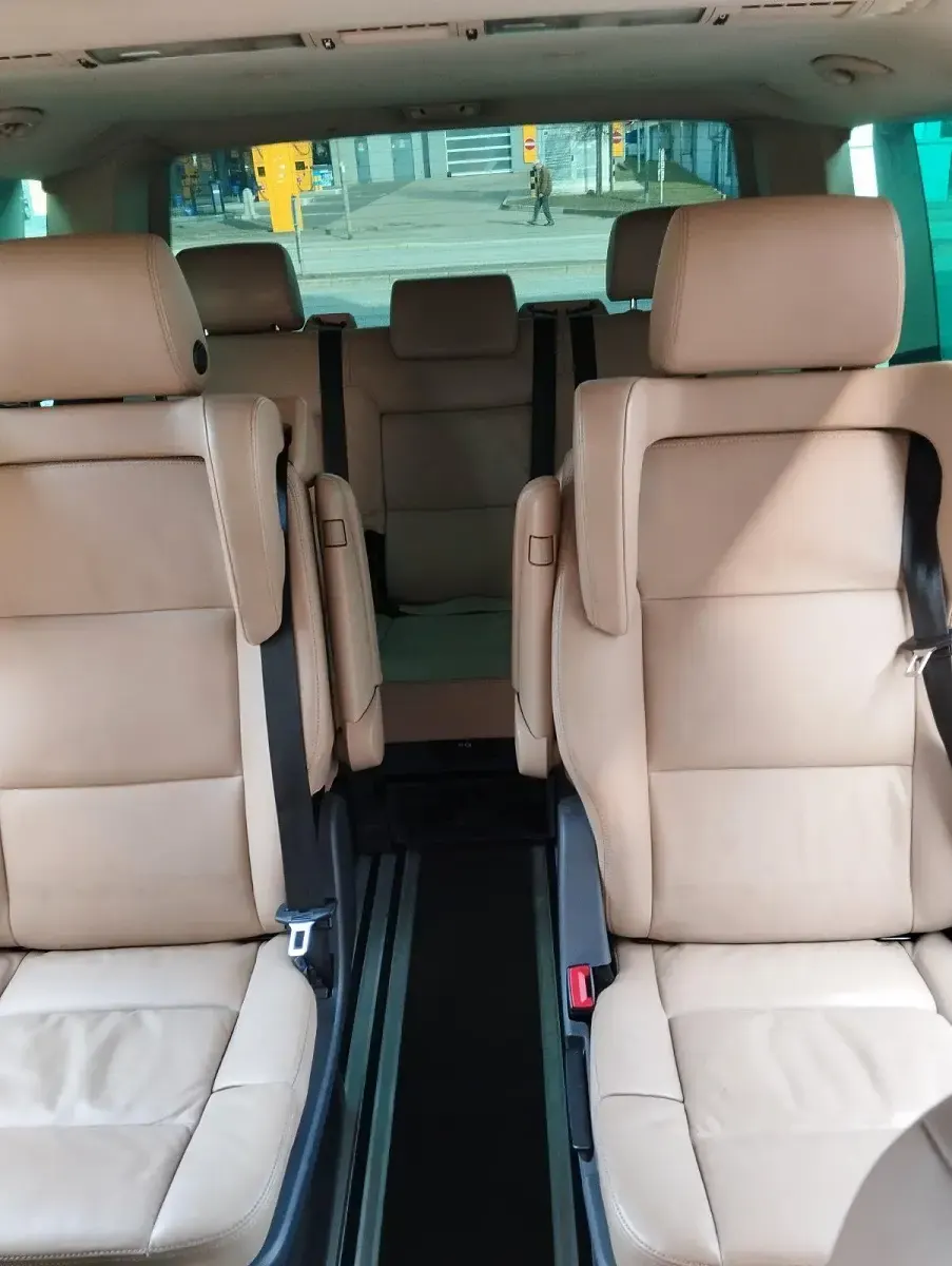 Gebraucht VW Multivan 2011 Schwarz Van / Kleinbus