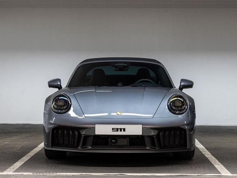 Neu Porsche 992 541 PS (397 kW) 2026 Grau Cabrio