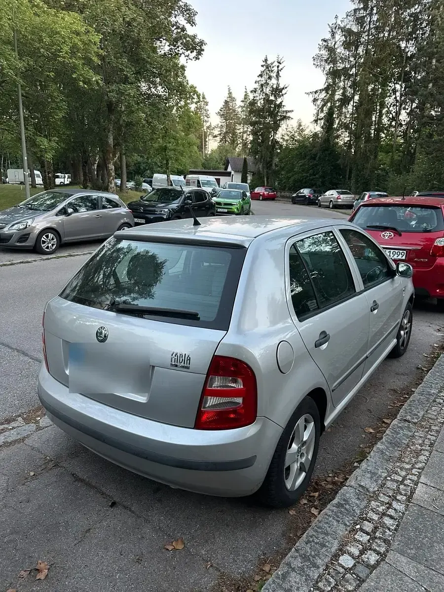 Gebraucht Skoda Fabia 75 PS (55 kW) 2001 Grau Limousine