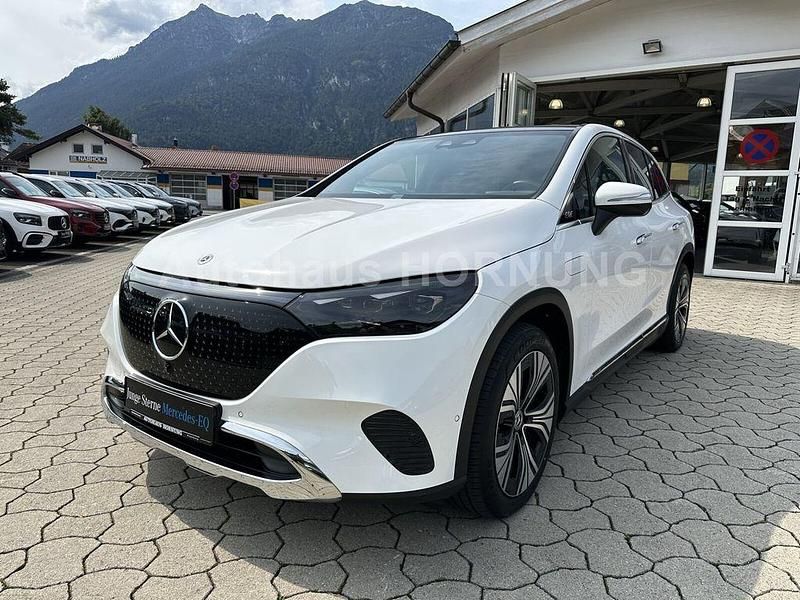 Gebraucht Mercedes EQE350 214 kW (292 PS) 2024 Unilack polarweiß SUV