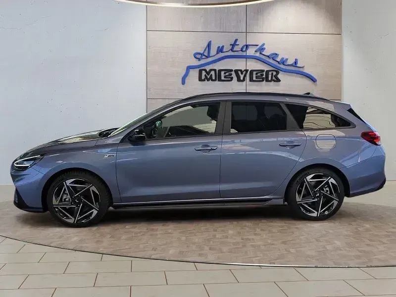 Neu Hyundai i30 N Line 150 PS (110 kW) 2026 Blau Kombi