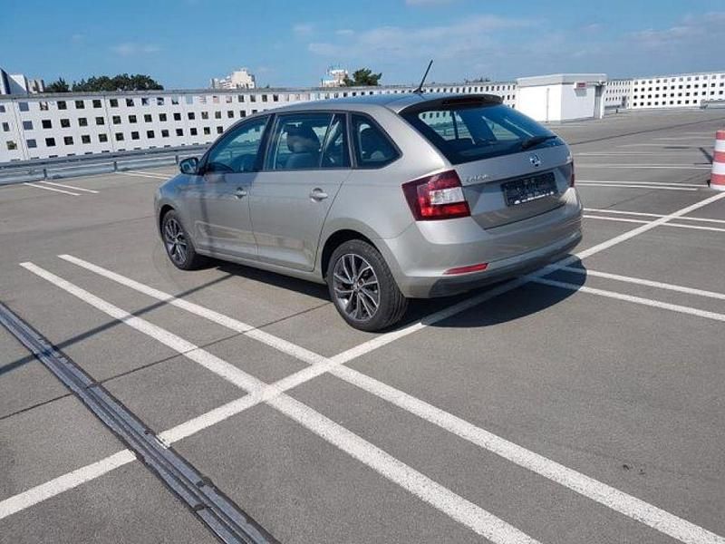 Second-hand Skoda Rapid 110 CP (80 kW) 2019 Bej Break