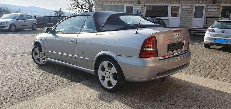 Gebraucht Opel Astra Cabriolet 125 PS (91 kW) 2002 Blau Cabrio