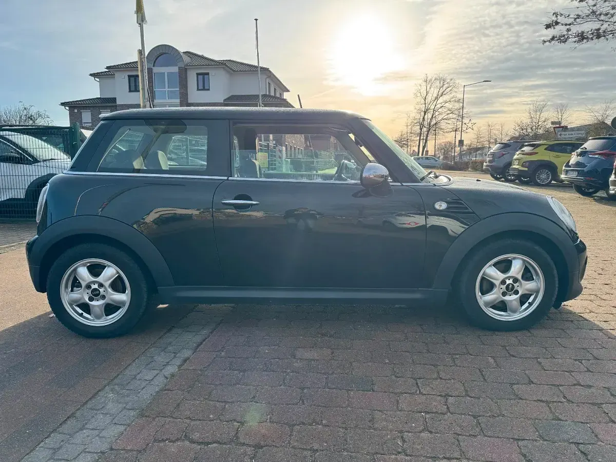 Brugt Mini ONE 98 HK (72 kW) 2010 Sort Hatchback