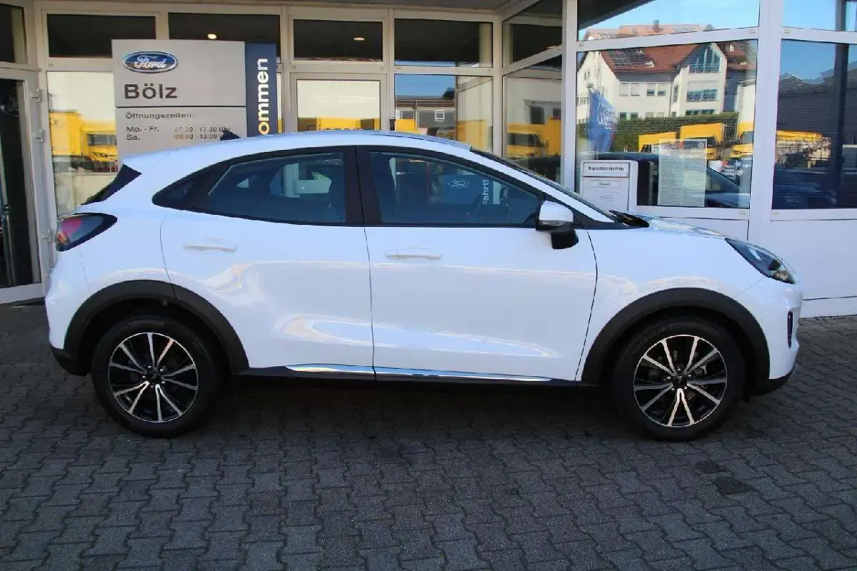 Usata Ford Puma Titanium 125 CV (91 kW) 2022 Bianco SUV