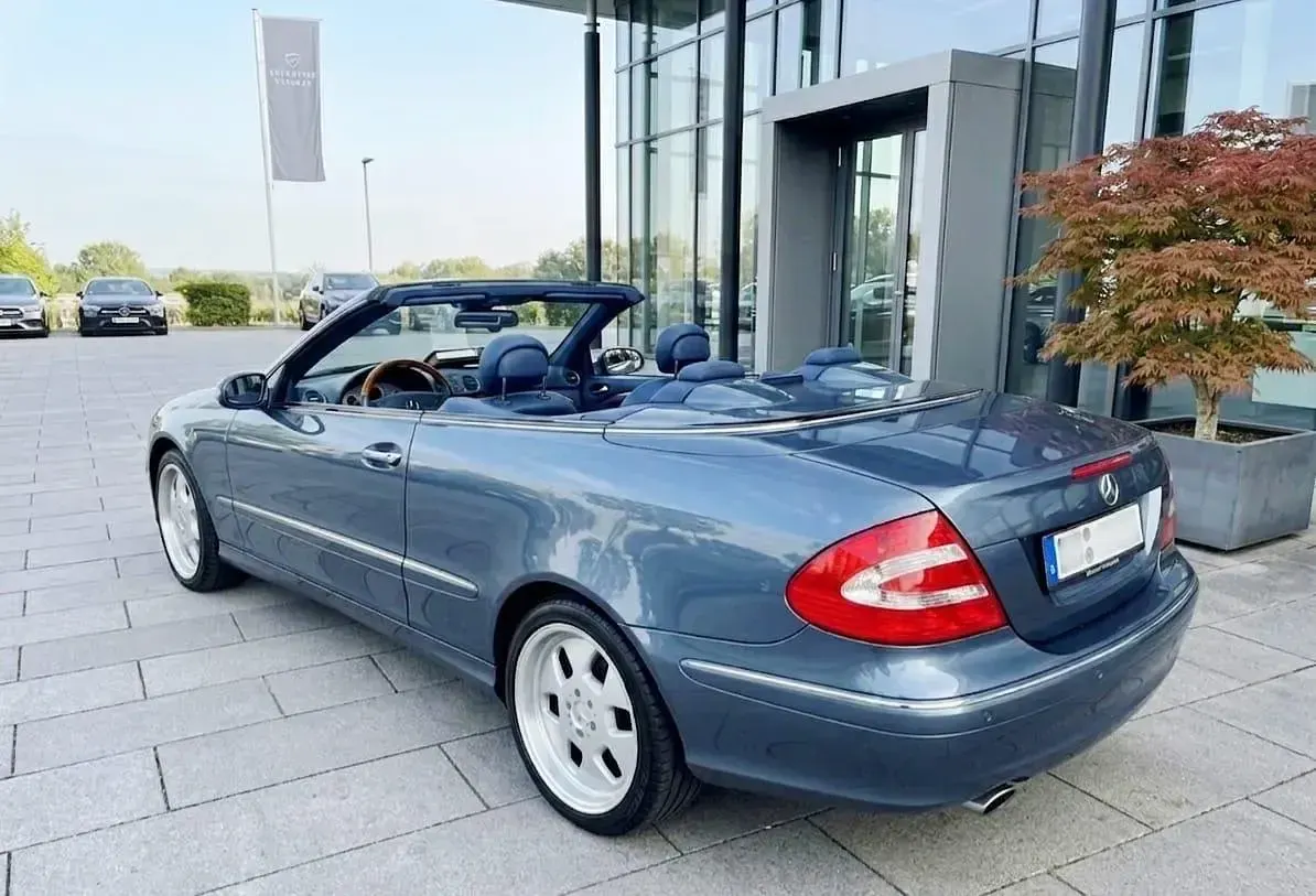 Gebraucht Mercedes CLK200 165 PS (121 kW) 2002 Andere farben Cabrio