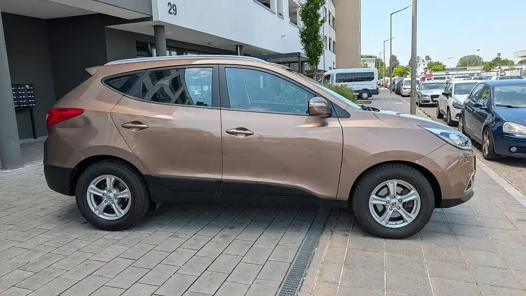 Gebraucht Hyundai ix35 Style 136 PS (100 kW) 2014 Braun SUV