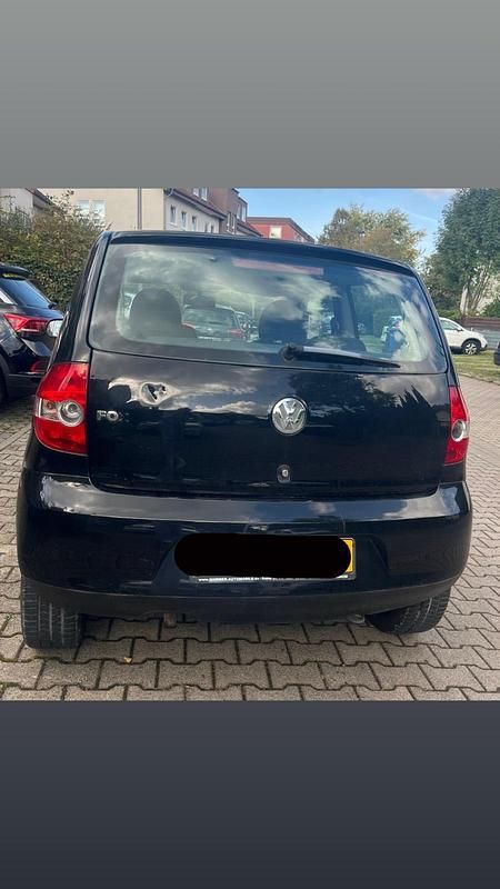 Gebraucht VW Fox 75 PS (55 kW) 2005 Schwarz Kleinwagen