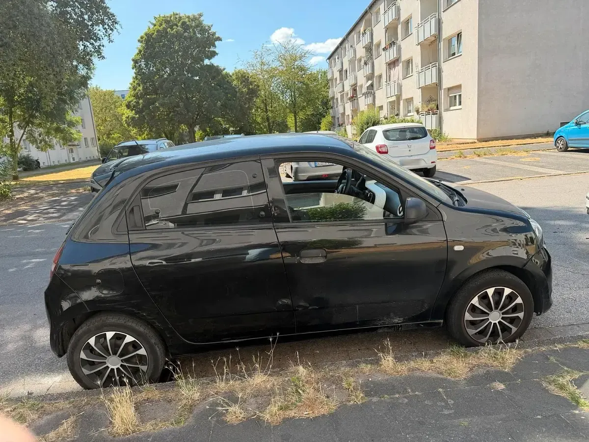 Gebraucht Renault Twingo 90 PS (66 kW) 2016 Schwarz Kleinwagen