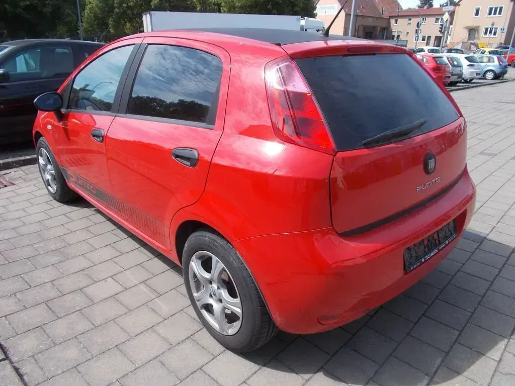 Gebraucht Fiat Punto Mystyle 69 PS (50 kW) 2016 Rot Kleinwagen
