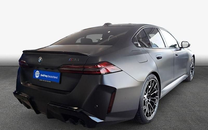 Neu BMW M5 727 PS (534 kW) 2026 Grau Limousine