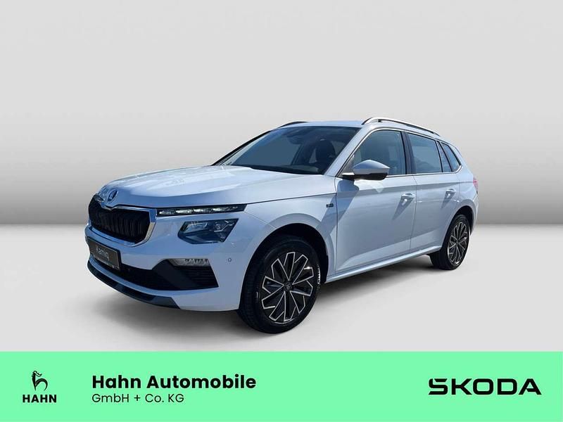 Silber (brilliantsilber metallic) Neu 2025 Skoda Kamiq Tour SUV | 25.690 € (Guter Preis) - Bild 1/3