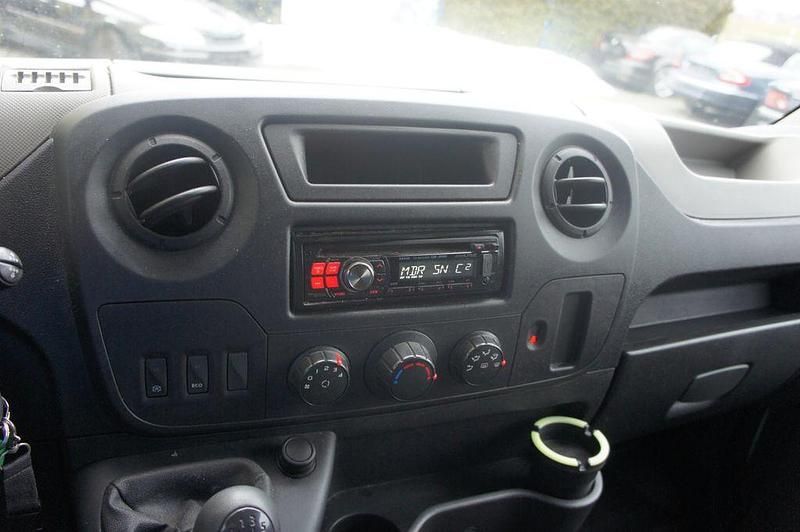 Gebraucht Renault Master 145 PS (106 kW) 2016 Weiß Van