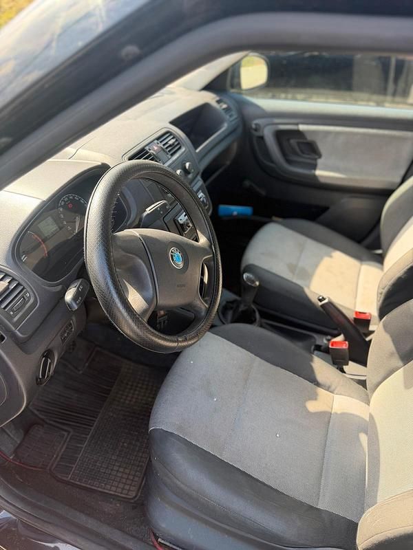 Gebraucht Skoda Fabia 60 PS (44 kW) 2009 Schwarz Kleinwagen