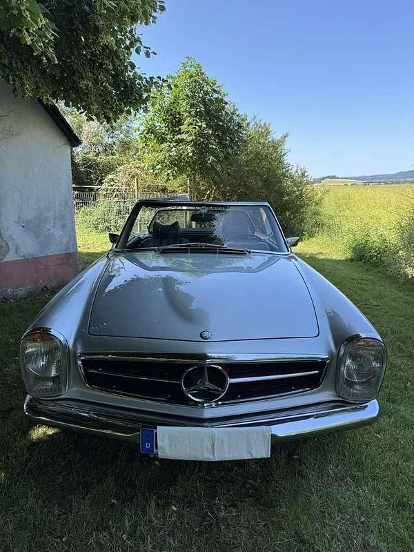 Silber Gebraucht 1970 Mercedes SL280 Cabrio | 95.900 € - Bild 1/4