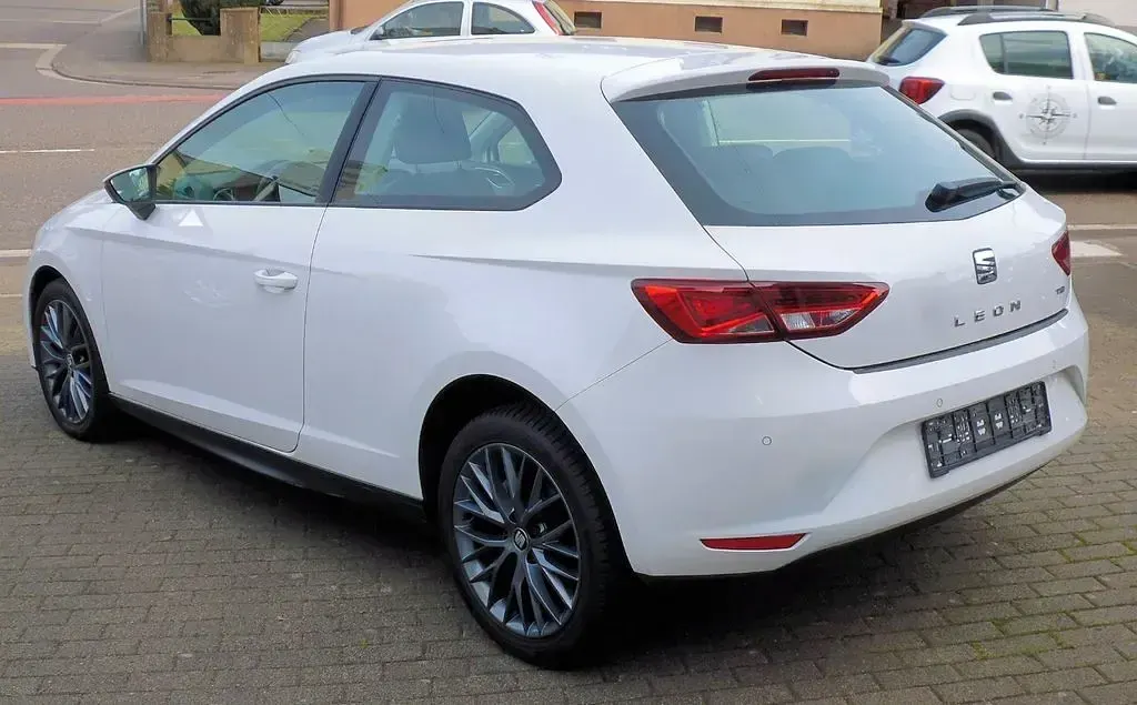 Gebraucht Seat Leon SC Style 110 PS (80 kW) 2016 Weiß Kleinwagen