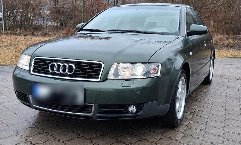 Gebraucht Audi A4 220 PS (161 kW) 2001 Grün Limousine