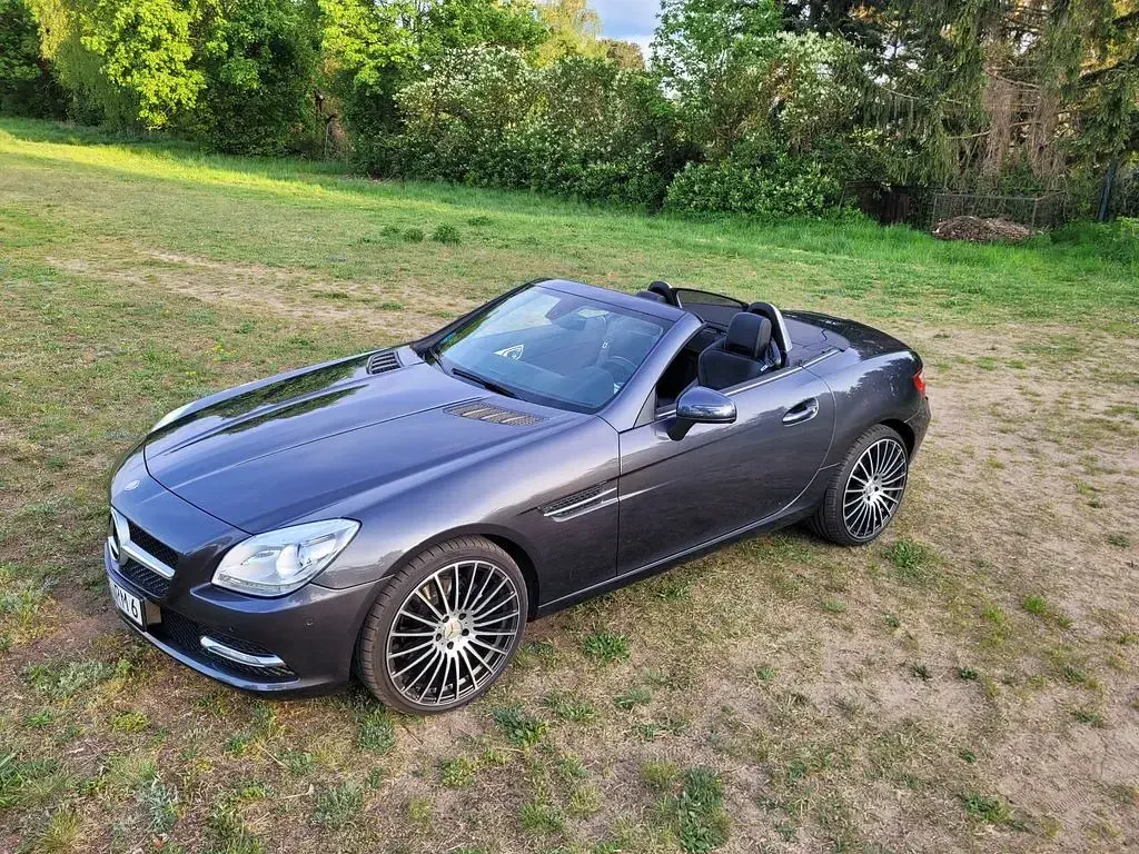 Gebraucht Mercedes SLK200 184 PS (135 kW) 2012 Grau Cabrio
