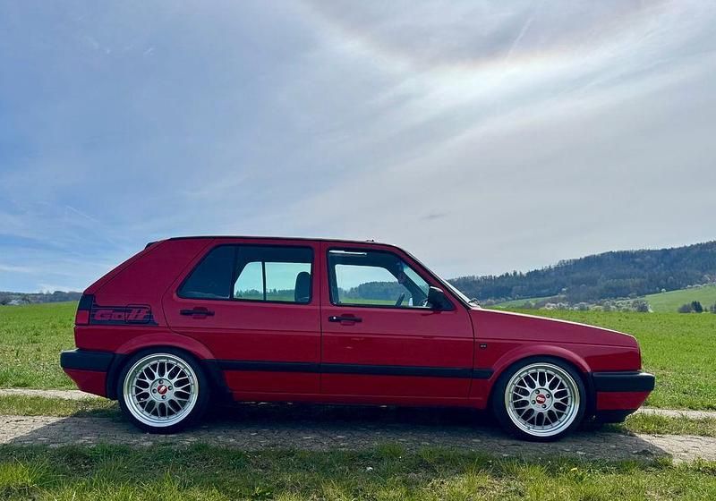 Gebraucht VW Golf III 90 PS (66 kW) 1991 Rot Kleinwagen