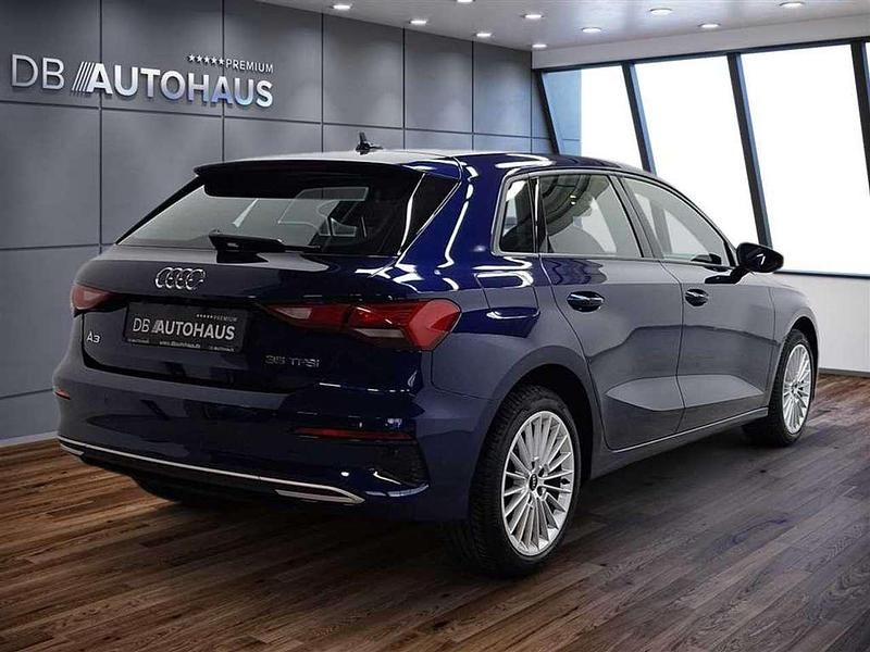 Gebraucht Audi A3 Advanced Plus 150 PS (110 kW) 2024 Blau Limousine