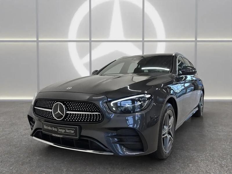 Gebraucht Mercedes E300 AMG 194 PS (142 kW) 2022 Grau Kombi