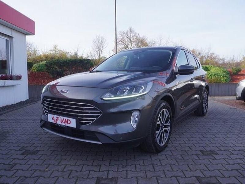 Gebraucht Ford Kuga Titanium 150 PS (110 kW) 2021 Grau SUV