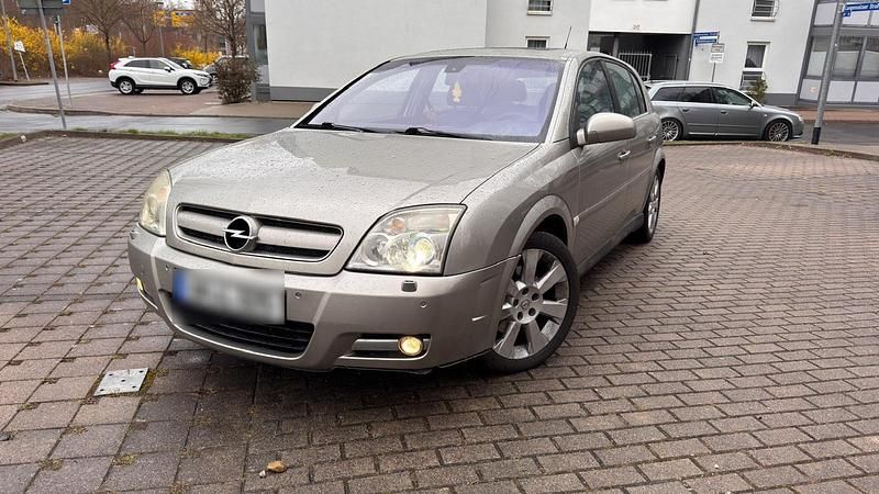 Gebraucht Opel Signum 175 PS (128 kW) 2004 Gold Kleinwagen