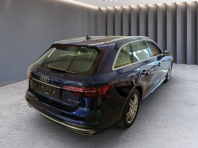 Gebraucht Audi A4 Advanced 204 PS (150 kW) 2021 Blau Kombi