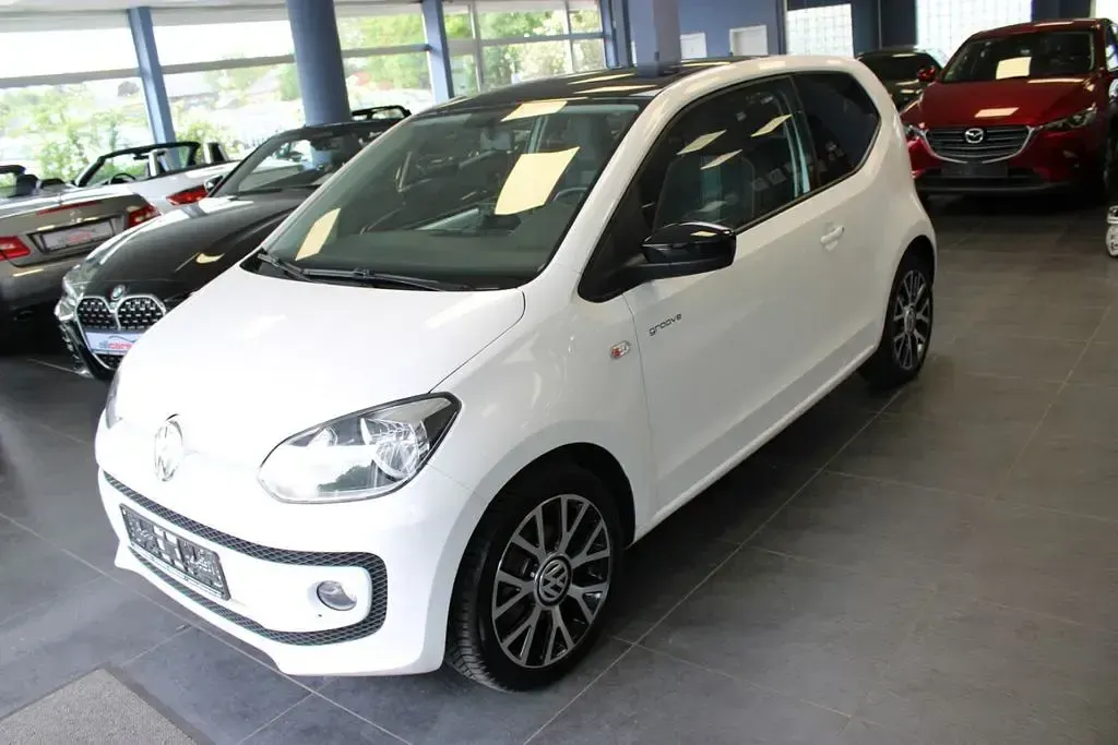 Gebraucht VW up! Groove 75 PS (55 kW) 2014 Weiß Kleinwagen