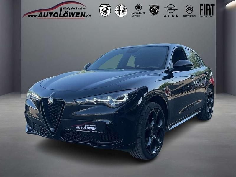Nero vulcano Gebraucht 2023 Alfa Romeo Stelvio Competizione SUV | 41.950 € (Fairer Preis) - Bild 1/4