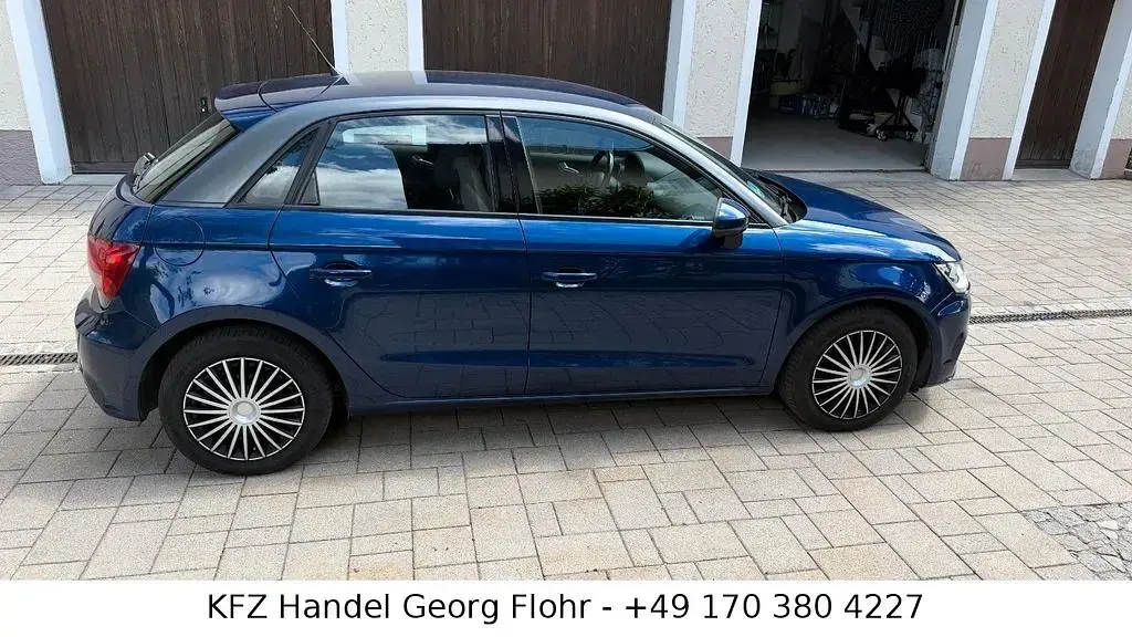 Gebraucht Audi A1 Sportback Basis 116 PS (85 kW) 2017 Blau Kleinwagen
